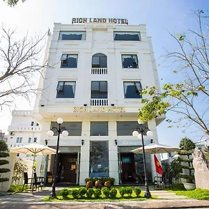 Hotel Rich Land